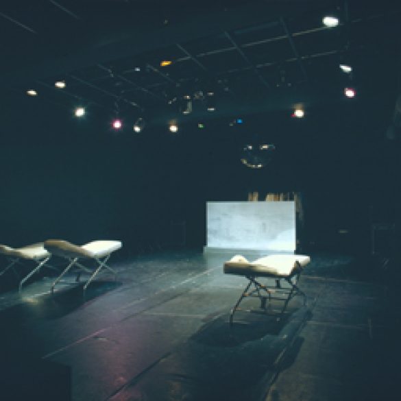 劇場翻新再利用